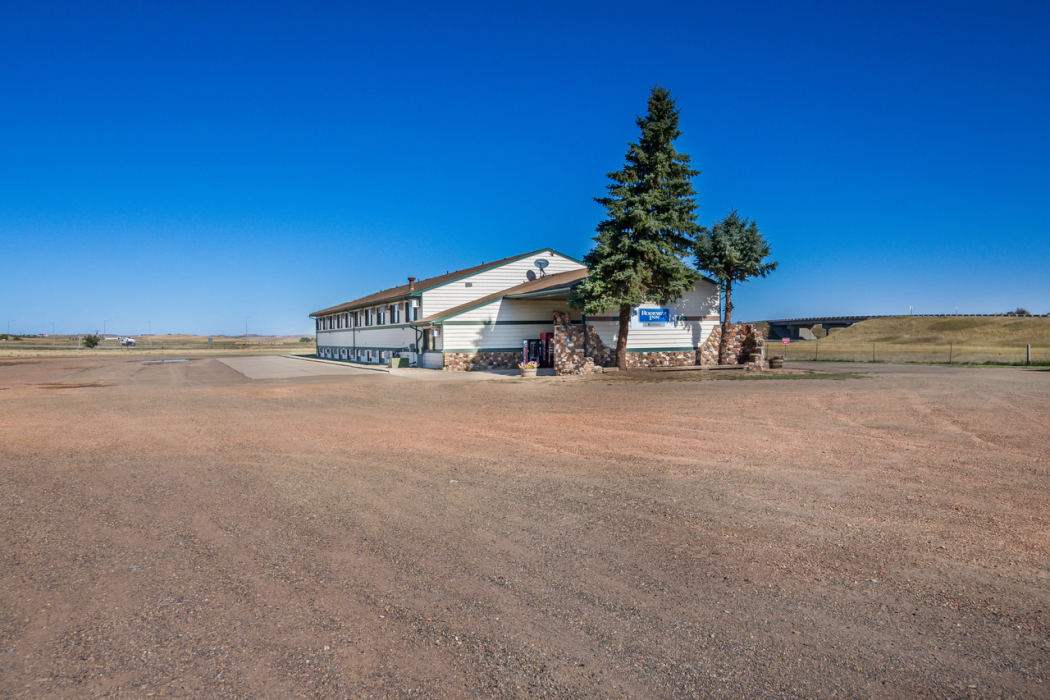 Rodeway Inn Gateway to Medora T-Roosevelt & Makoshika State Park 3/26