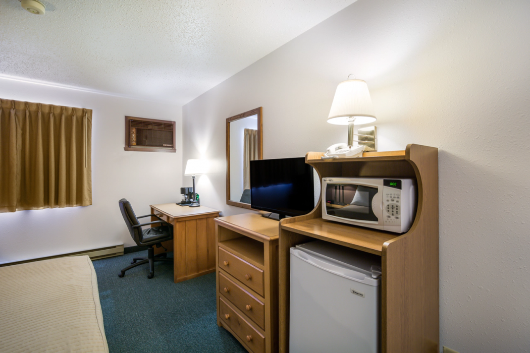 Rodeway Inn Gateway to Medora T-Roosevelt & Makoshika State Park 12/26
