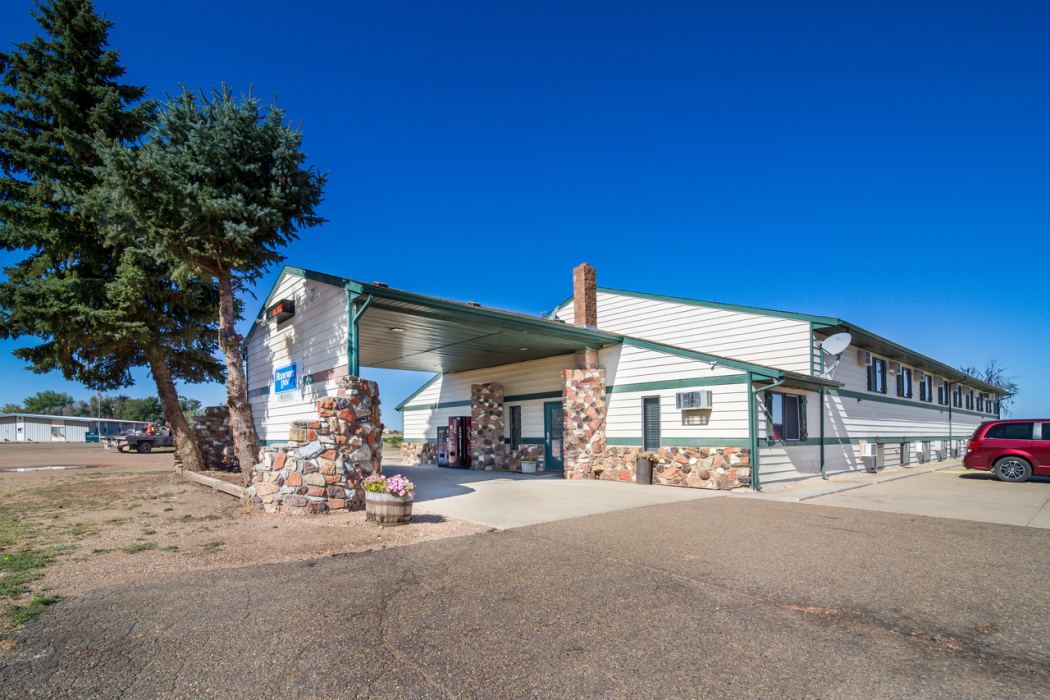 Rodeway Inn Gateway to Medora T-Roosevelt & Makoshika State Park 1/26