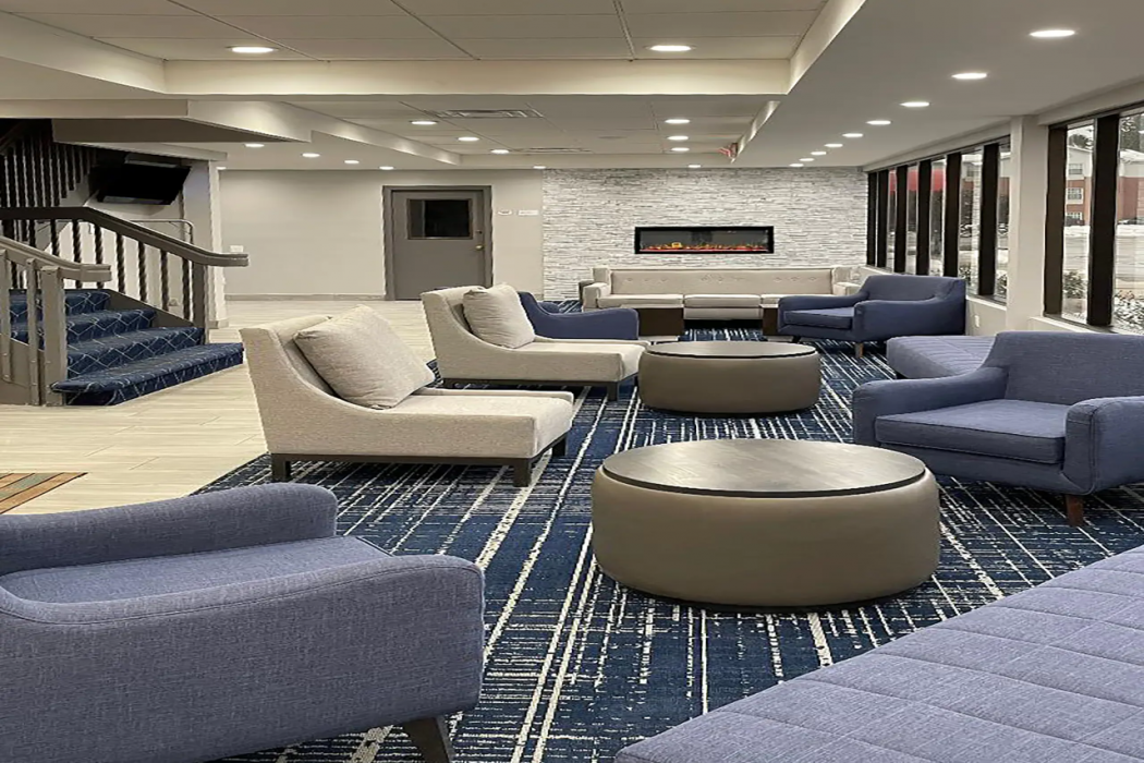Quality Inn Roseville-Detroit North 1/5
