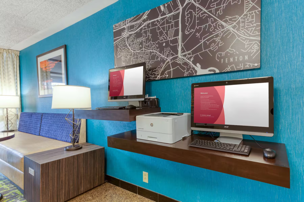 Heritage Inn & Suites St. Louis/Fenton, Trademark by Wyndham 25/60