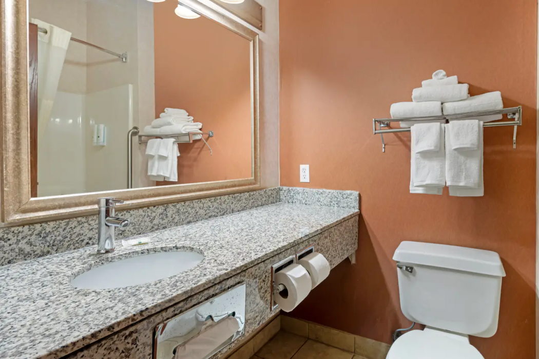 Quality Inn Bemidji, MN 13/22
