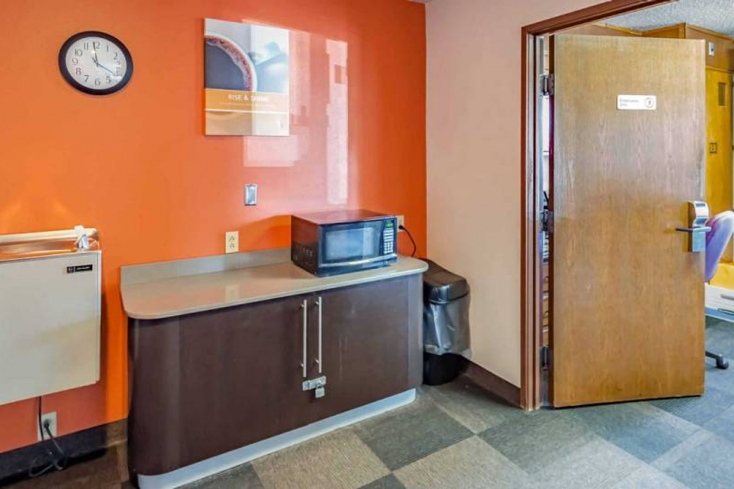 Motel6 Drums, PA 26/45