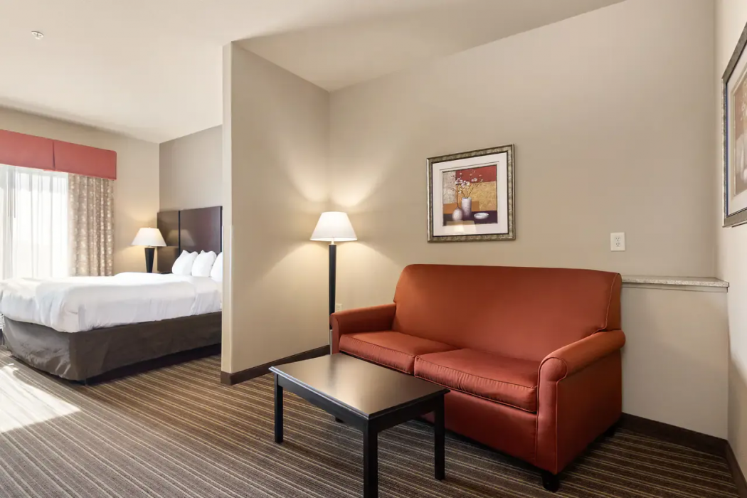 Portland Inn & Suites Portland, TN 17/35