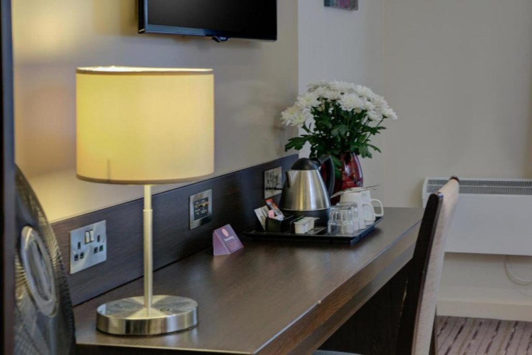Fortune Huddersfield, Sure Hotel Collection by Best Western 11/14
