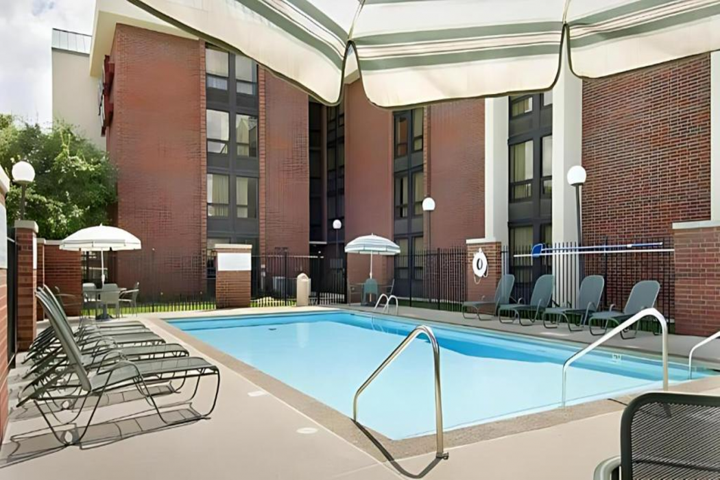 Best Western Plus Indianapolis North at Pyramids 14/29