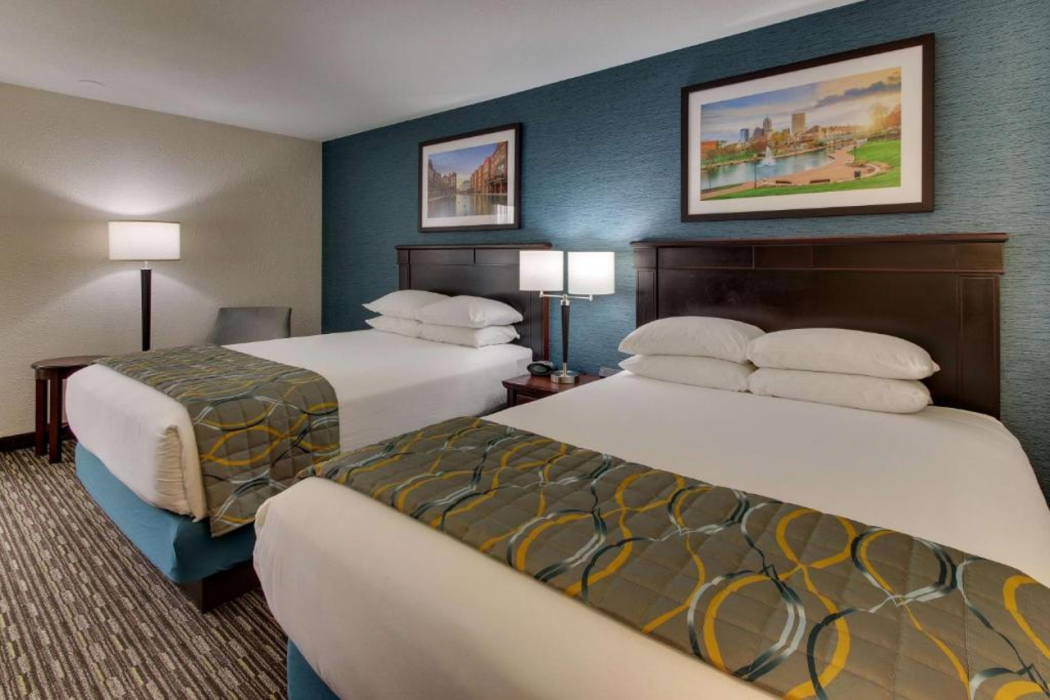 Best Western Plus Indianapolis North at Pyramids 6/29