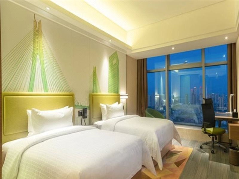 Hampton by Hilton Zhanjiang Renmin Avenue 9/16