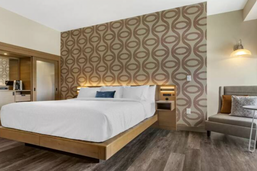 DoubleTree by Hilton Greenville Woodruff Road 13/40