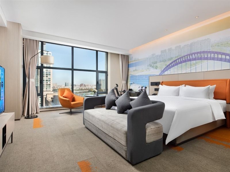 Hilton Huanpeng Hotel changchun Ecological 6/10