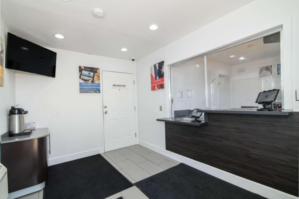 Motel6 Moreno Valley, CA - Perris 6/39