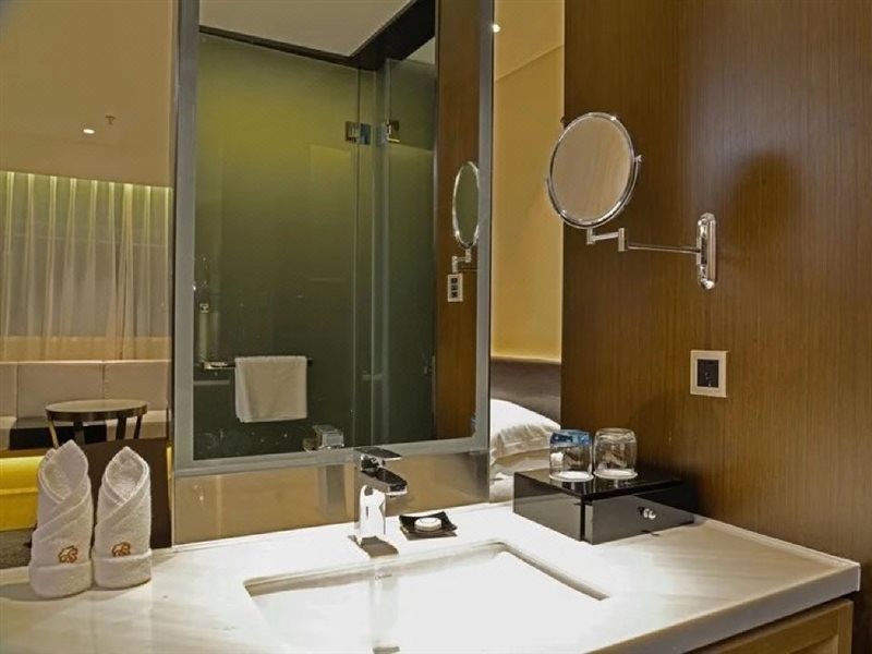 Campanile Hotel (Shenzhen Longcheng Plaza Metro Station) 21/32
