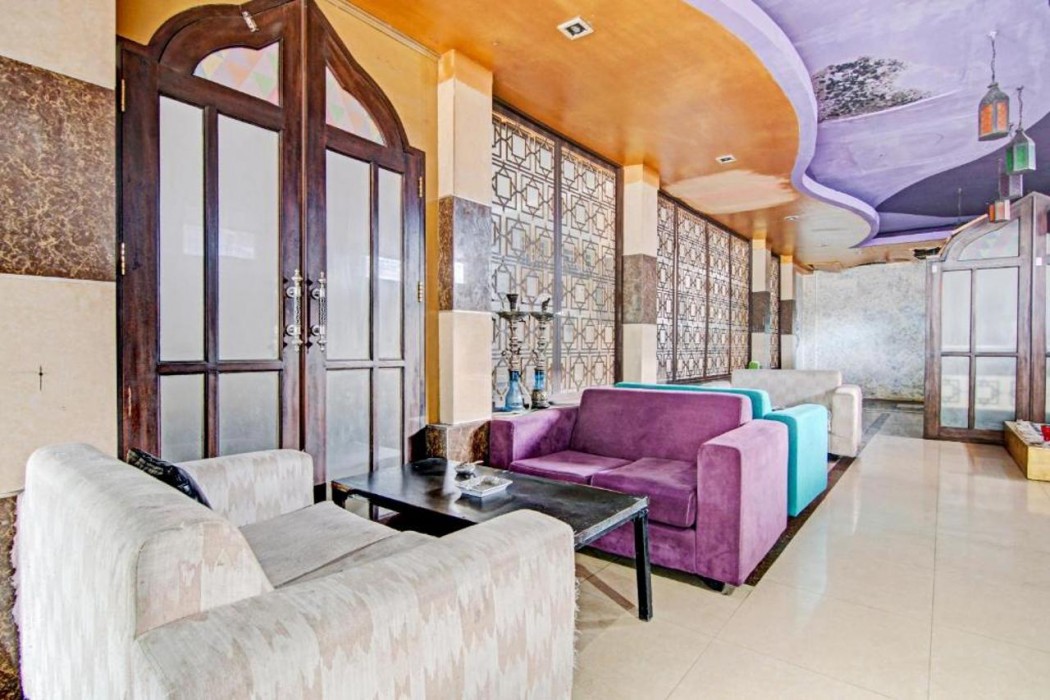 Hotel O near RSUD Arifin Achmad formerly Damon Butik Hotel 16/17
