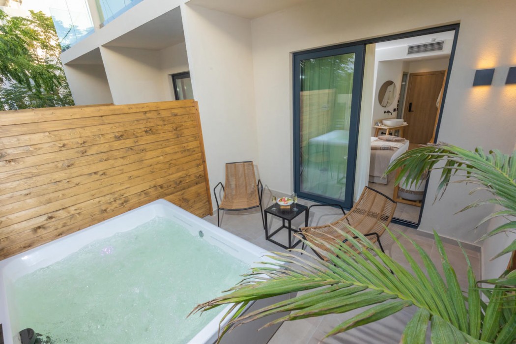 Cabana Blu Hotel and Suites 19/89
