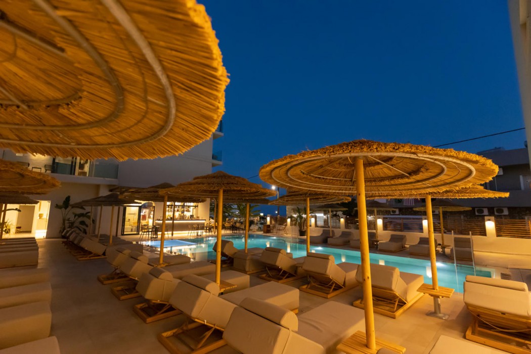 Cabana Blu Hotel and Suites 44/89