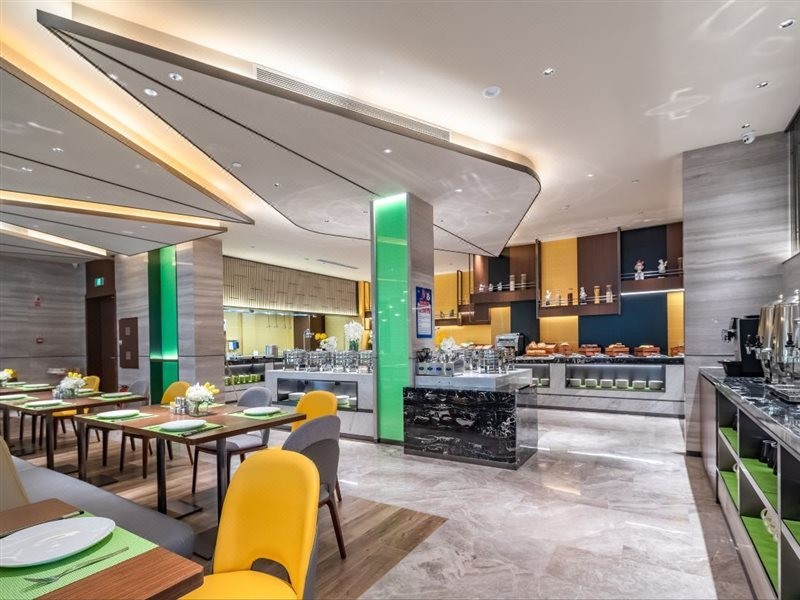 Hampton by Hilton Qinhuangdao Jinmeng Bay 13/21