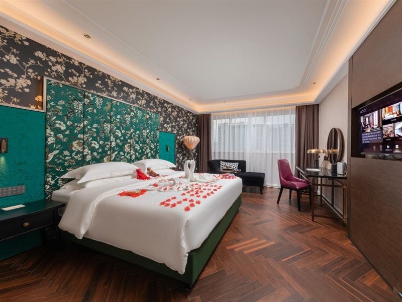 Metropolo Hotel (Shenzhen Longgang Central City Longcheng Plaza) 4/6