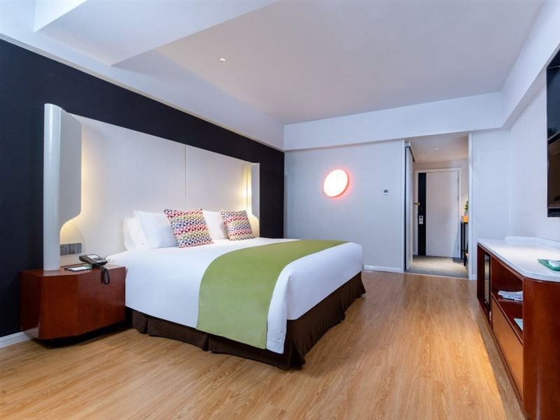 Campanile Hotel (Changsha Hongxing Desiqin Plaza) 21/41