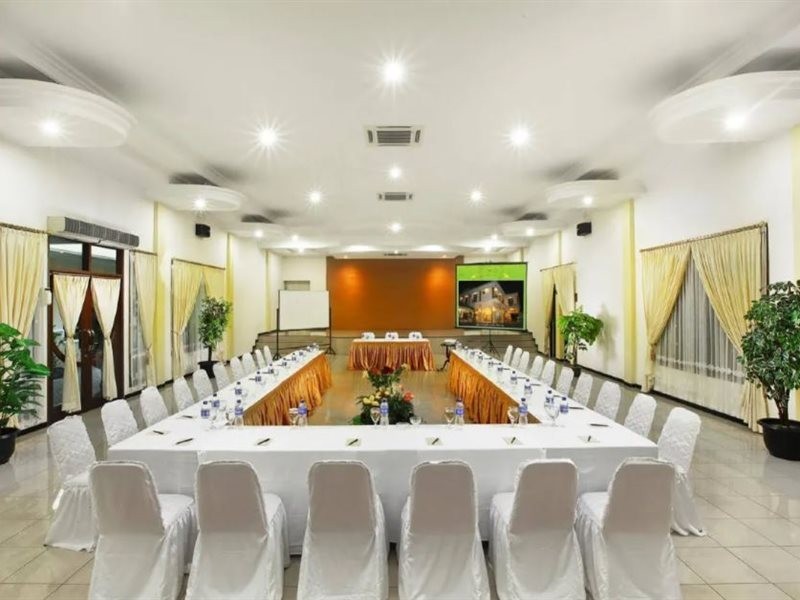 Ning Tidar Hotel Magelang 11/18
