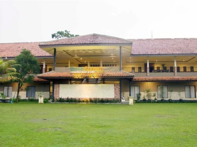 Bumi Gumati Convention Resort 11/28