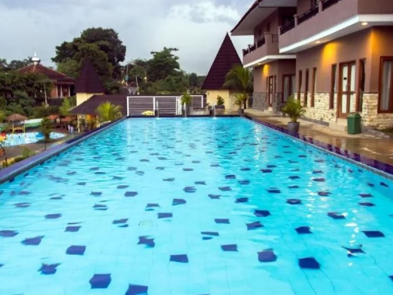 Bumi Gumati Convention Resort 15/28