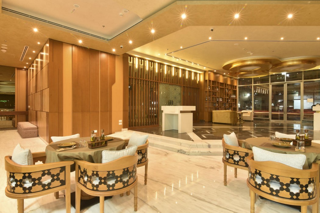Luxe Grand Hotel Apartments 76/113