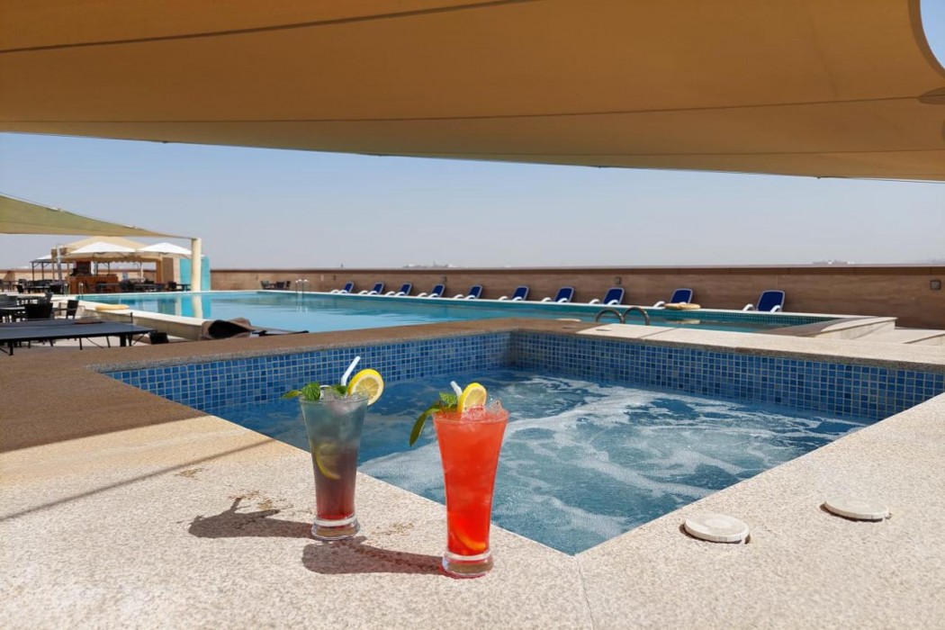 Luxe Grand Hotel Apartments 96/113