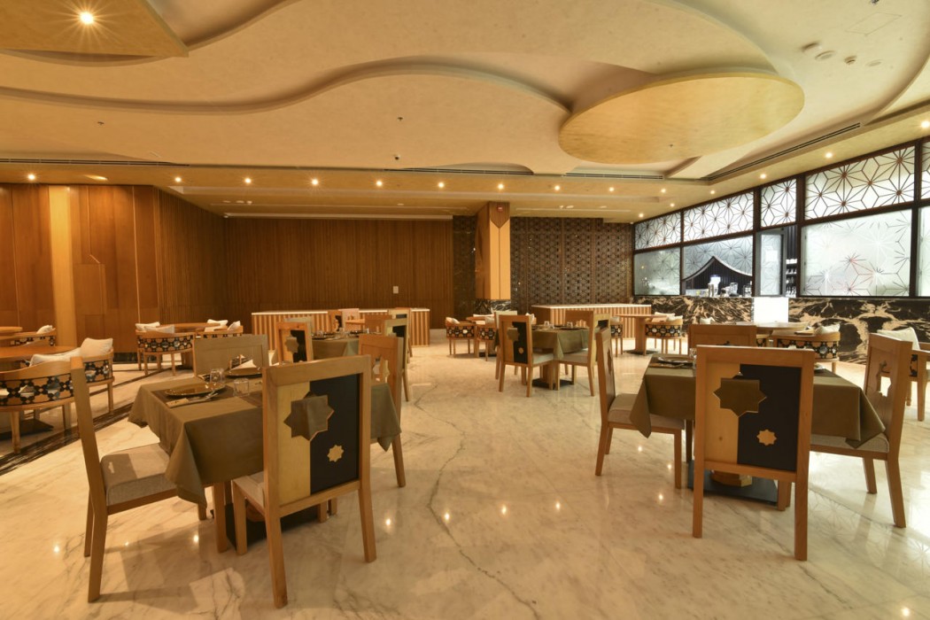 Luxe Grand Hotel Apartments 74/113