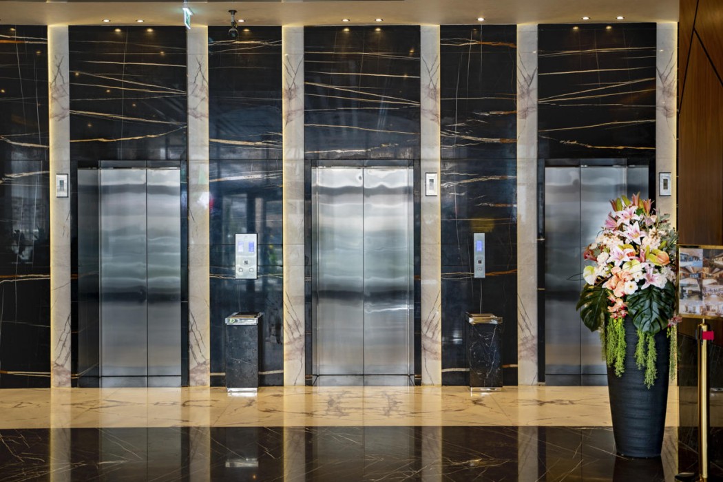 Luxe Grand Hotel Apartments 16/113