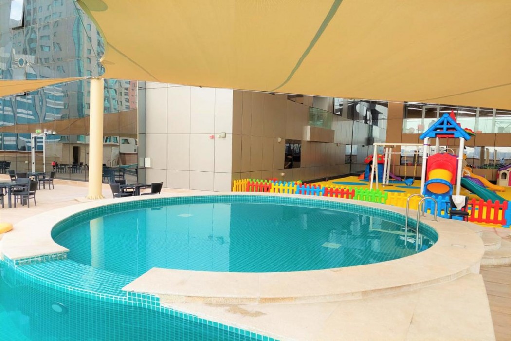 Luxe Grand Hotel Apartments 94/113
