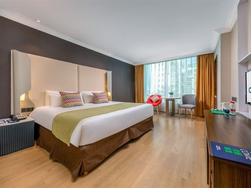 Campanile Hotel Restaurant (Zhuhai Yinhua Road) 26/52