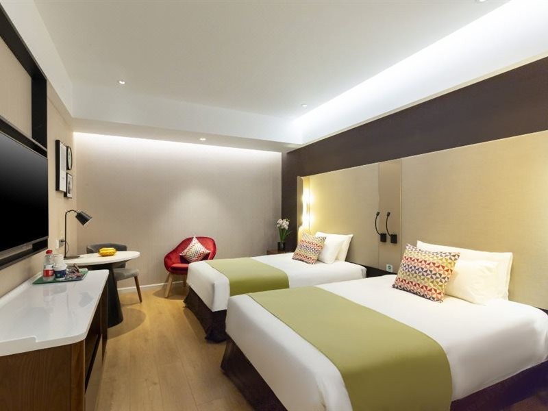 Campanile Hotel at Xining Railway Station 22/46