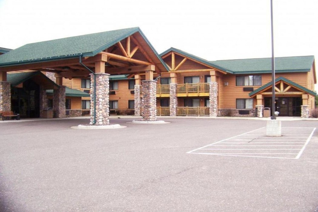Shell Lake Lodge, a Travelodge by Wyndham 1/55