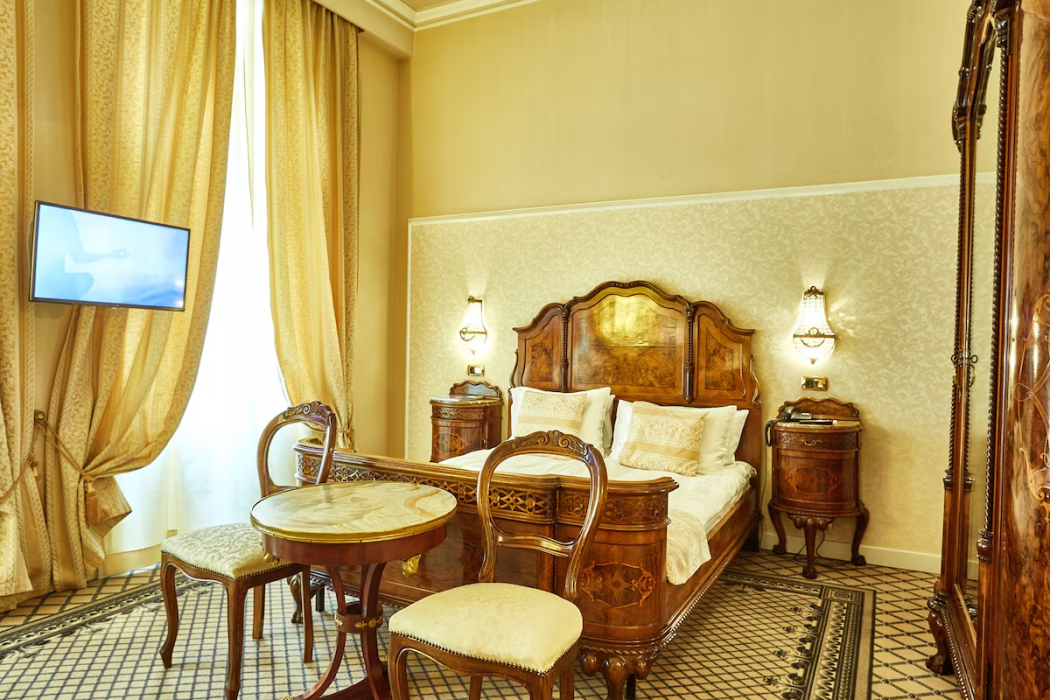 Grand Hotel Continental 14/19