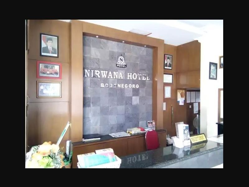 Nirwarna Hotel Bojonegoro 12/24