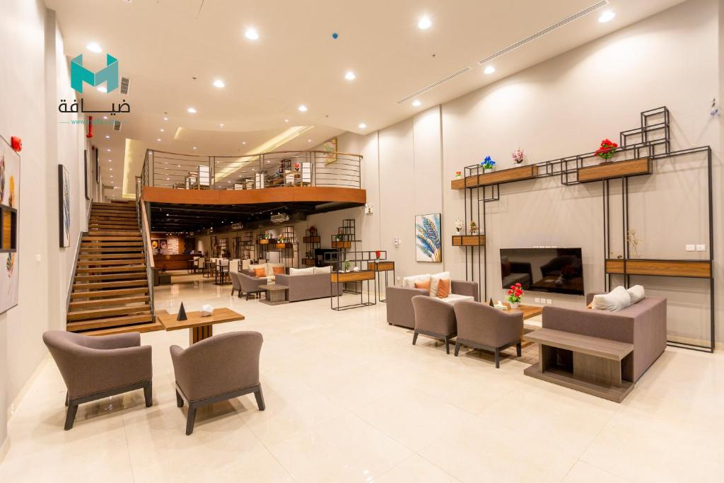 إطلالة الشرفة ٣(Terrace View 3 - Serviced Apartments) 15/25