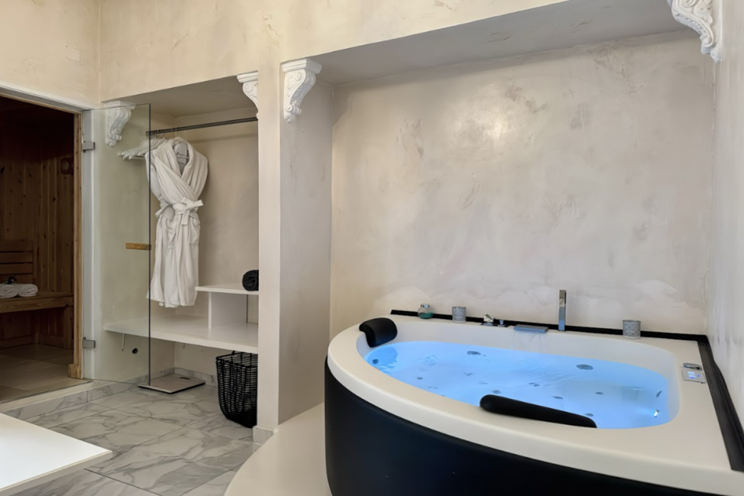 Panorama Suites And Spa 51/85