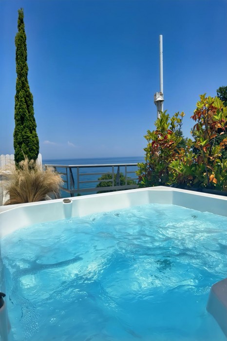 Panorama Suites And Spa 40/85