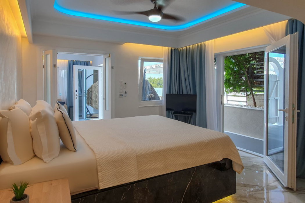 Panorama Suites And Spa 16/85