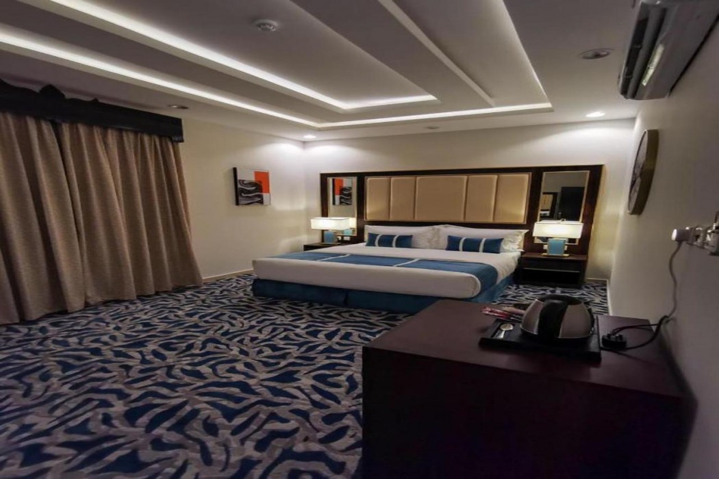 Kyan Hotel Suites Al Eskan 7/14