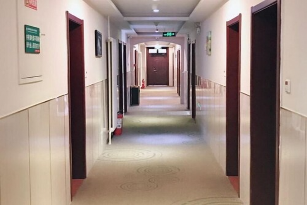GreenTree Inn Beijing Fangshan Yanshan Petrochemical Metro Station Express Hotel photo2