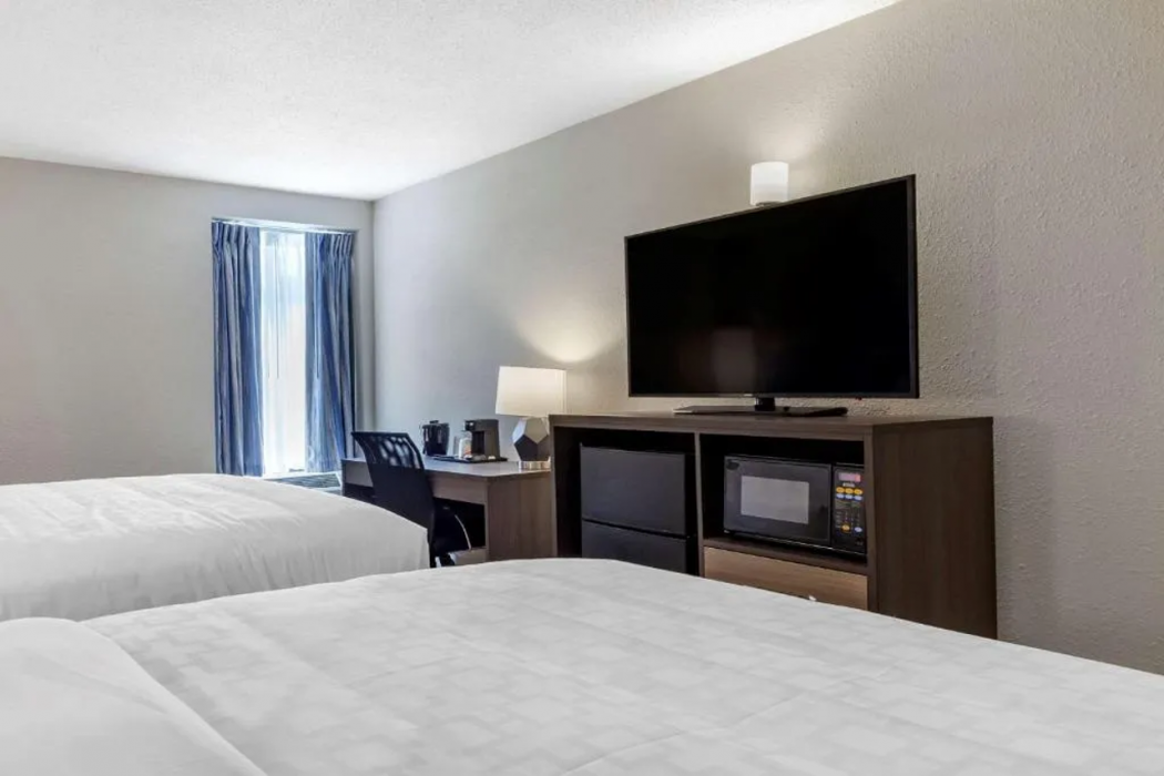 Clarion Pointe Raleigh Midtown 9/33