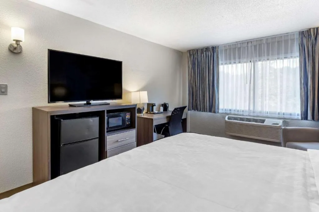 Clarion Pointe Raleigh Midtown 10/33