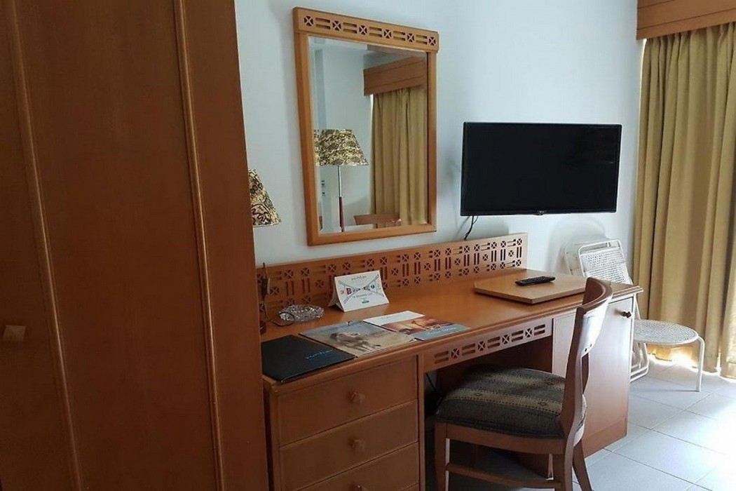 Assaraya Atlantic Hotel 7/8