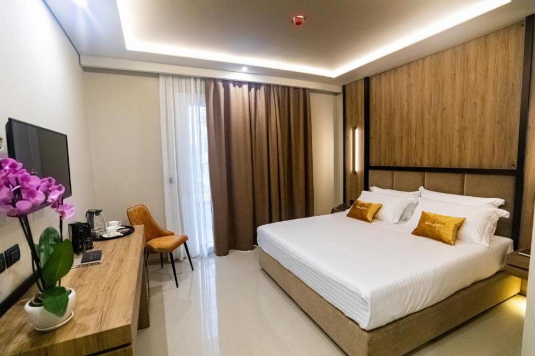 Kraal Hotel Vlore 12/38