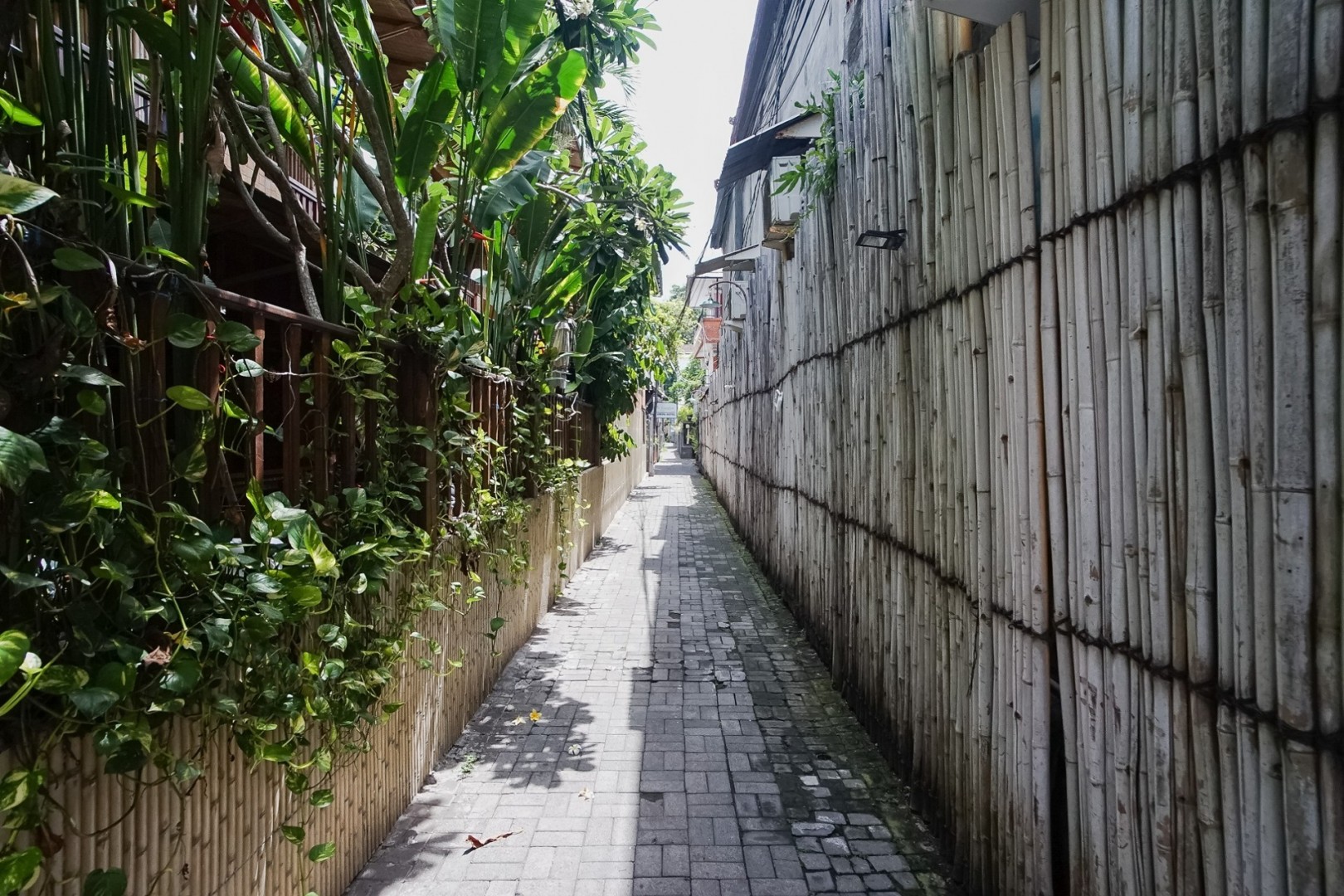 City Garden Bali Dwipa Hotel 10/76