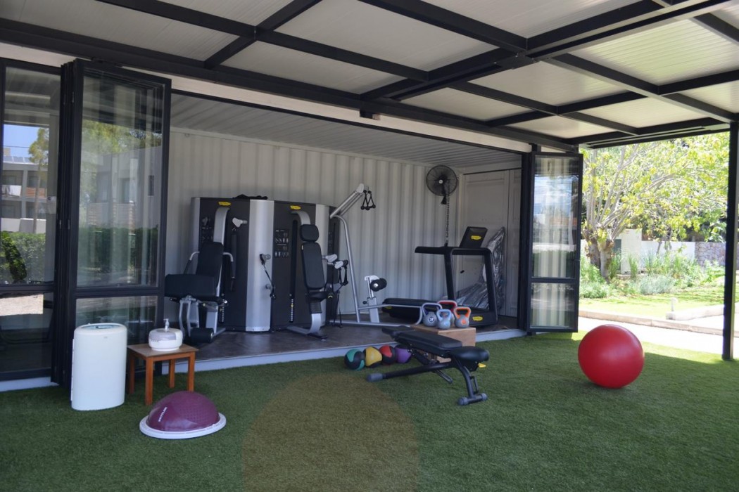 COOKS CLUB IALYSOS RHODES ADULTS ONLY 46/83
