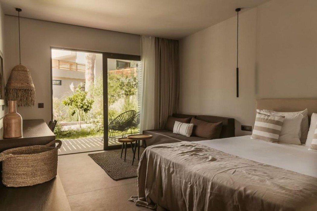 COOKS CLUB IALYSOS RHODES ADULTS ONLY 20/83