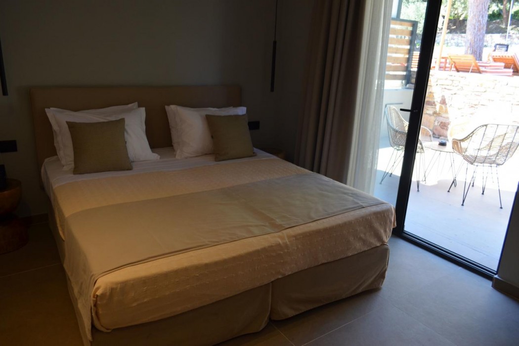 COOKS CLUB IALYSOS RHODES ADULTS ONLY 22/83