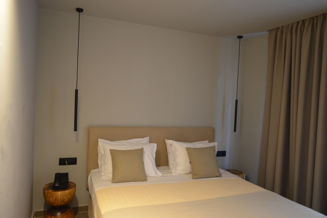 COOKS CLUB IALYSOS RHODES ADULTS ONLY 25/83